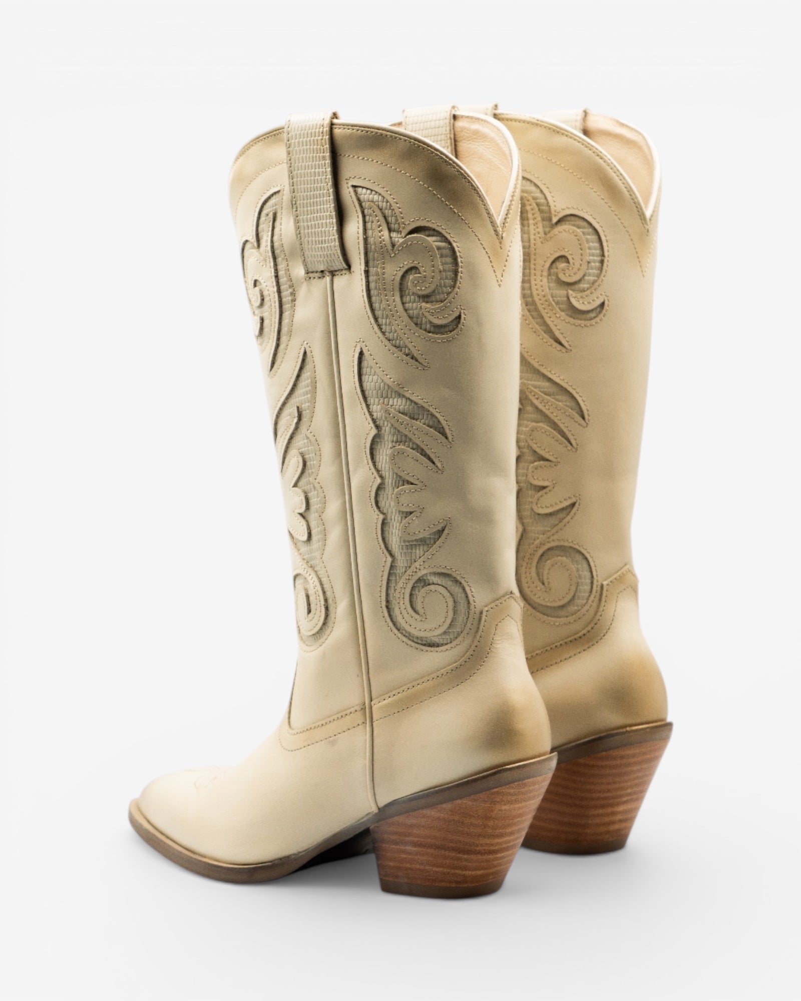 Bota Dafne Ivory